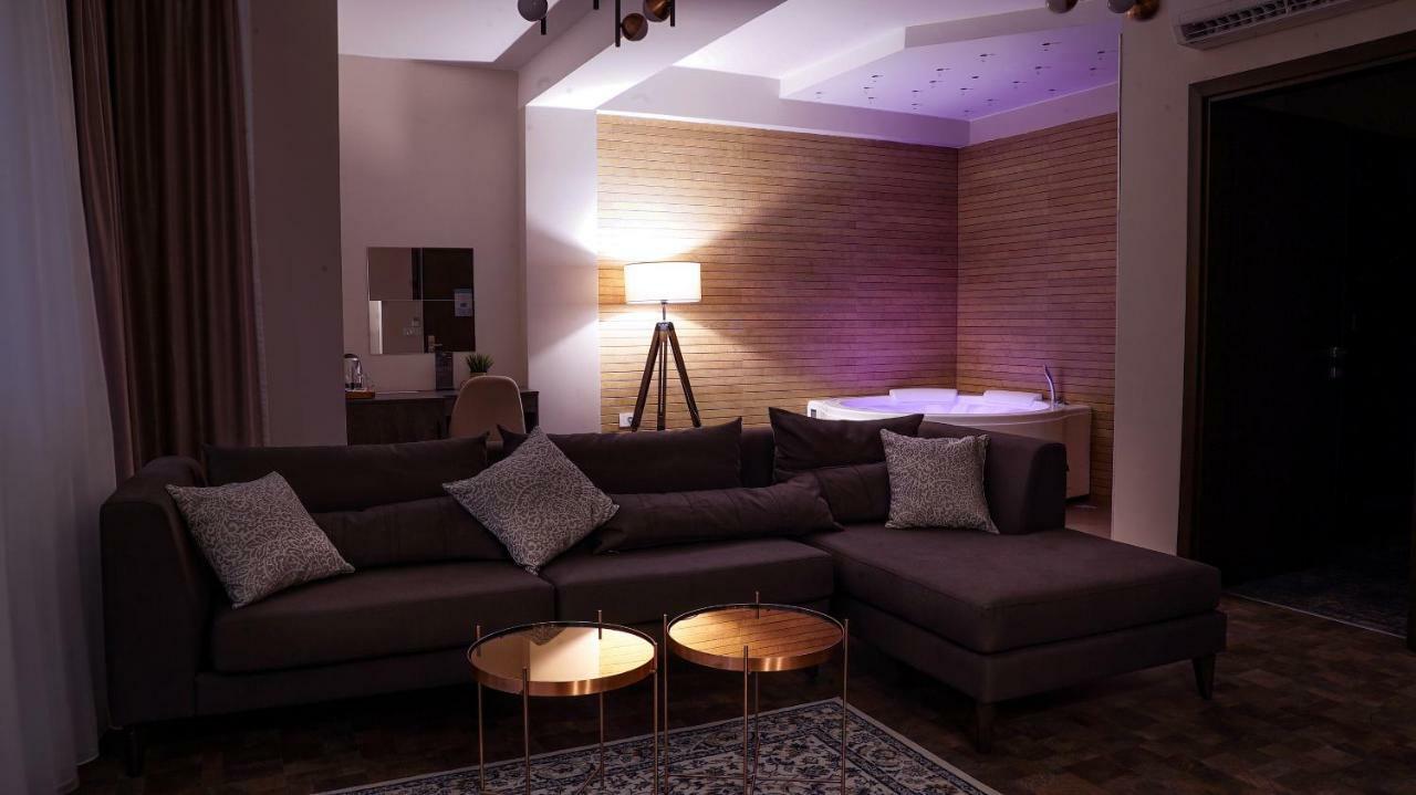 Hotel Premium 斯科普里 外观 照片