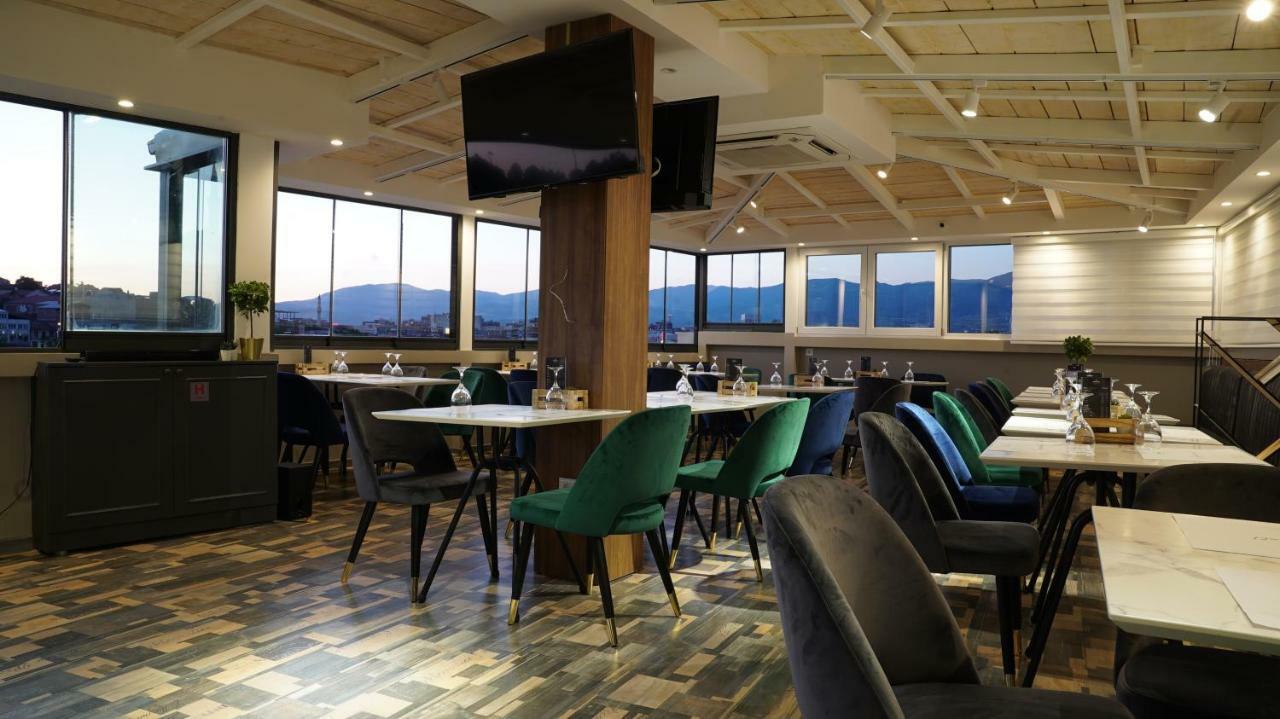 Hotel Premium 斯科普里 外观 照片